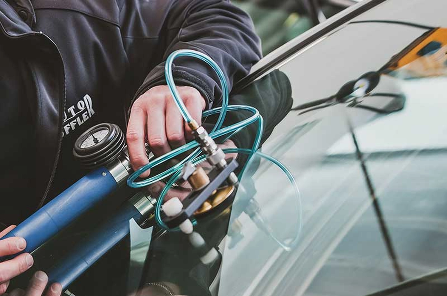 Karosserie Kowollik - karosseri und lackprofi - Autoglasreparatur